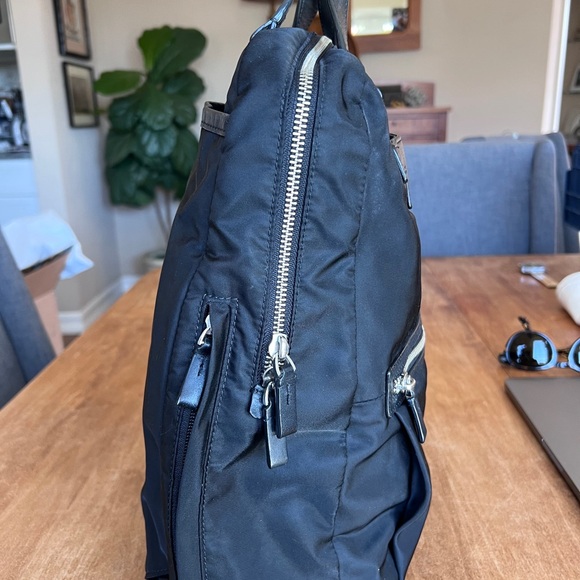 13 travel friendly backpack Navigator-T66 Liteway Travel Laptop Backpack 40L Black